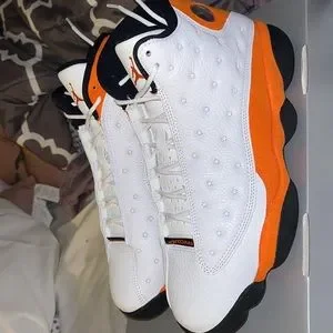 Air Jordan 13 Retro 414571108  orange and white mens 9 Air Jordan 13 Retro 414571108 orange and white mens 9 main image 3